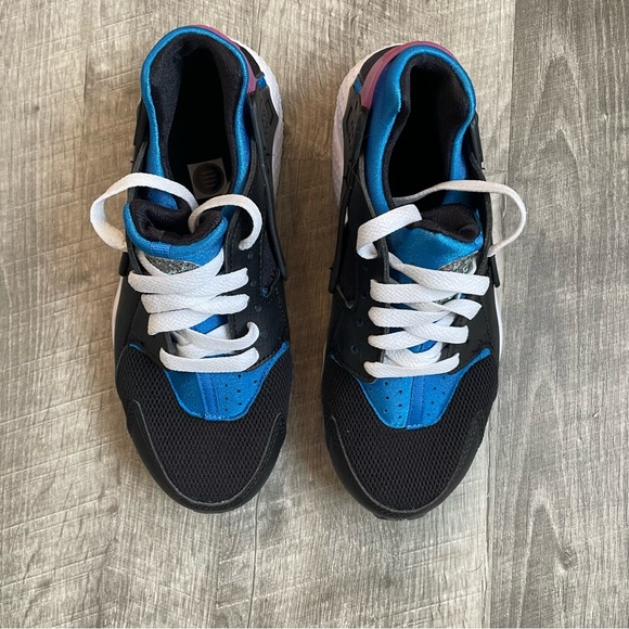 Nike Huarache Run GS- new with box - Picture 2 of 4